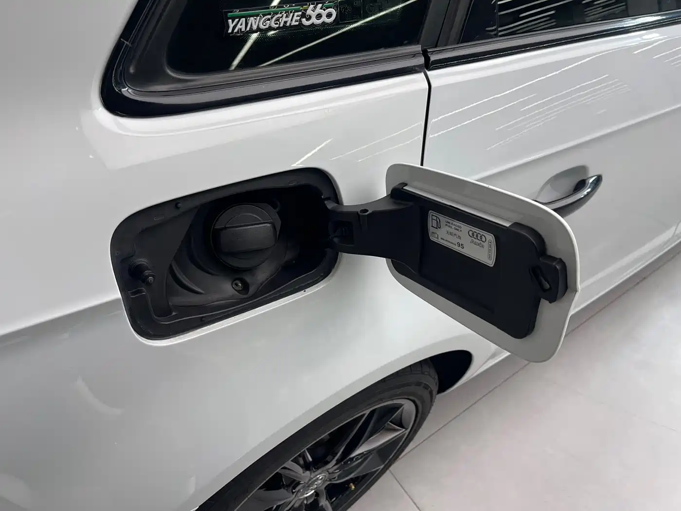 Audi A3 2015 Sportback 35 TFSI Millionth Anniversary Comfort Enjoyment Type фото 30