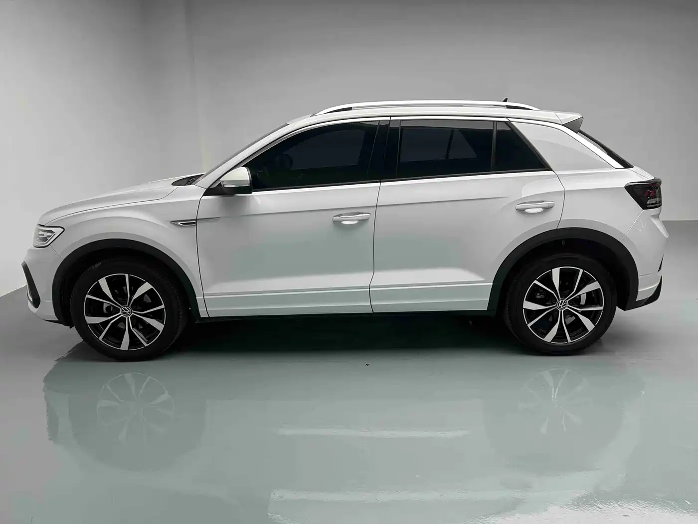 Volkswagen T-ROC 2023 300TSI DSG 2WD Dawn Edition фото 13