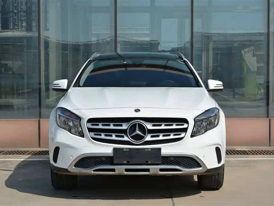Mercedes-Benz GLA 2019 GLA 200 Dynamic фото 4