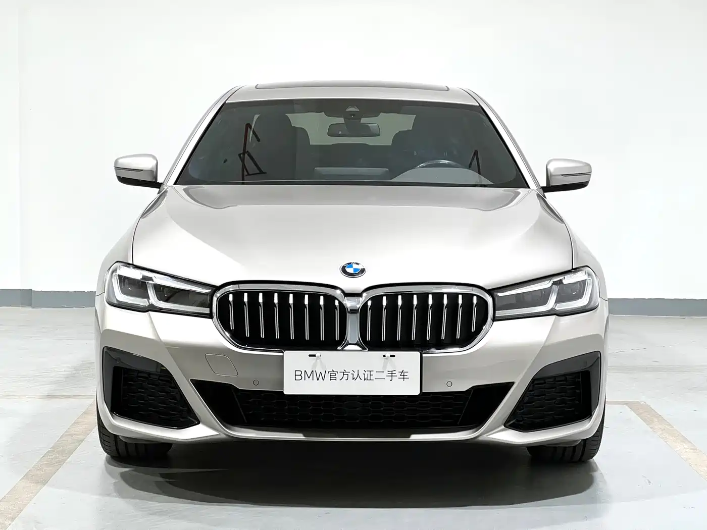 BMW 5 Series 2022 525Li M Sport Package фото 3