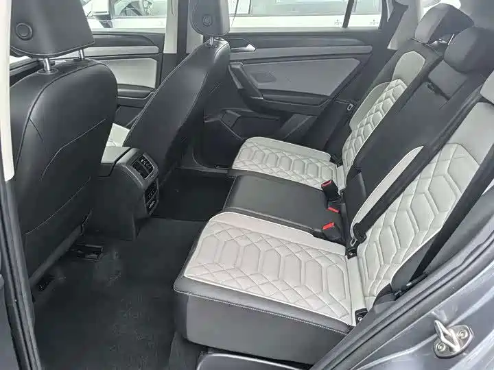 Volkswagen Tayron 2024 2024 300TSI 2WD Luxury Plus Advanced