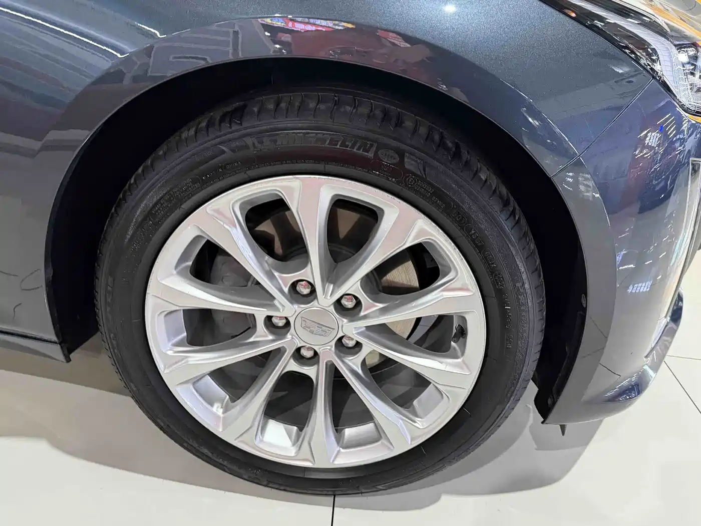 Cadillac CT5 2022 28T Luxury (Standard) фото 17