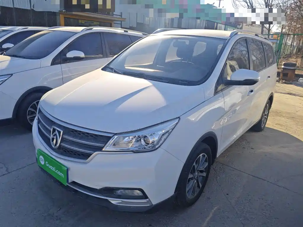 Baojun 730 2019 1.5T CVT Fashion Edition 7-Seater China VI