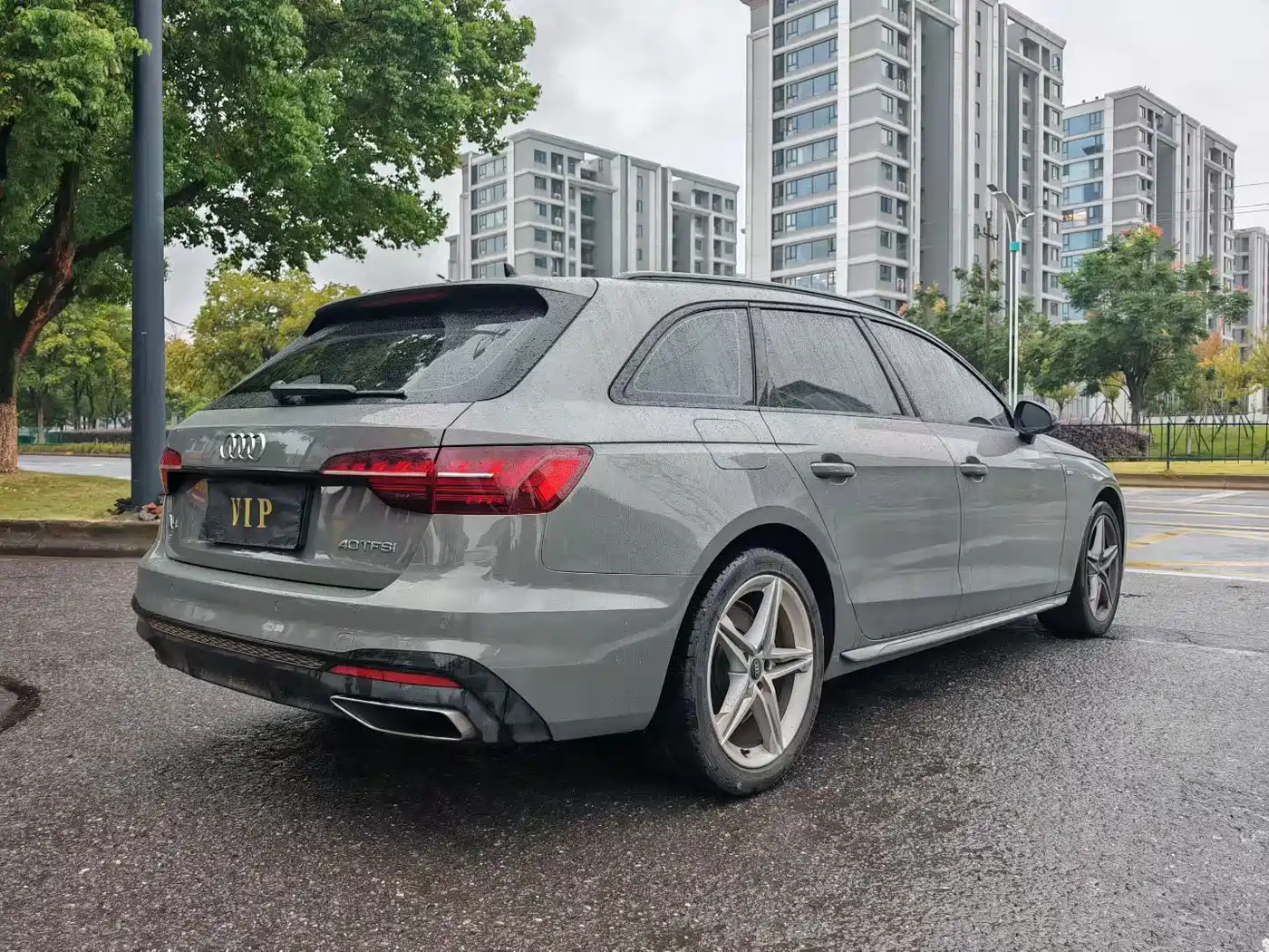 Audi A4 (Import) 2023 2022 Avant 40 TFSI Luxury Dynamic