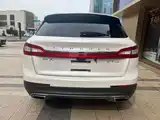 Фото 25 - Lincoln MKX