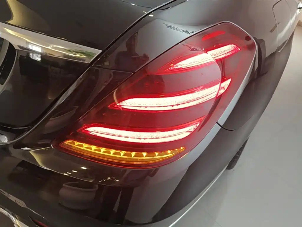 Mercedes-Benz S-Class 2020 S 350 L Premium Edition Collector's Version фото 8