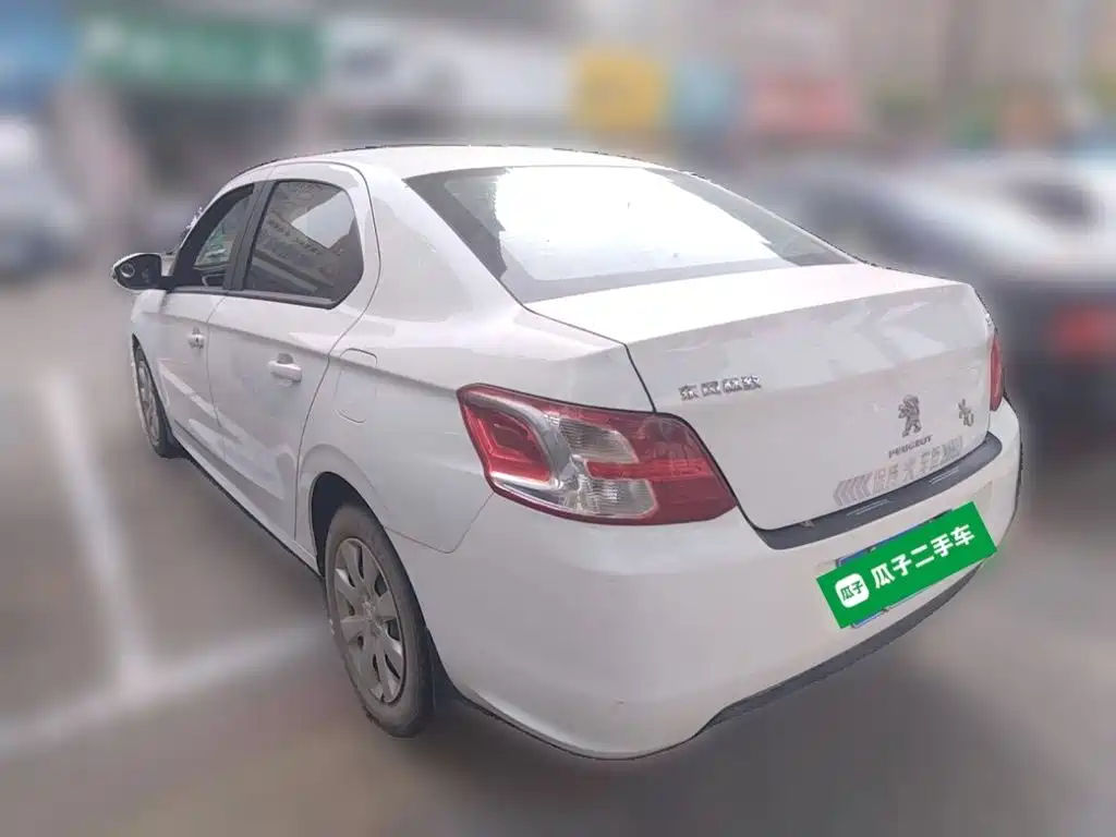 Peugeot 301 2017 2016 1.6L Auto Comfort Edition