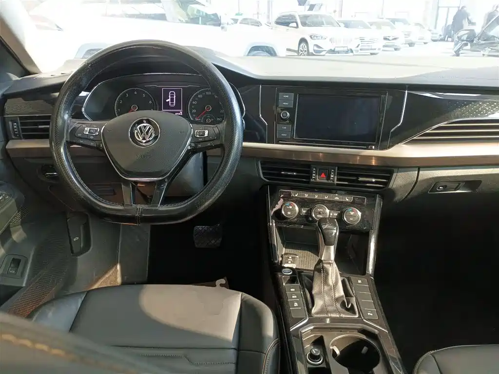 Volkswagen Passat 2019 330TSI Elite Version China VI фото 6