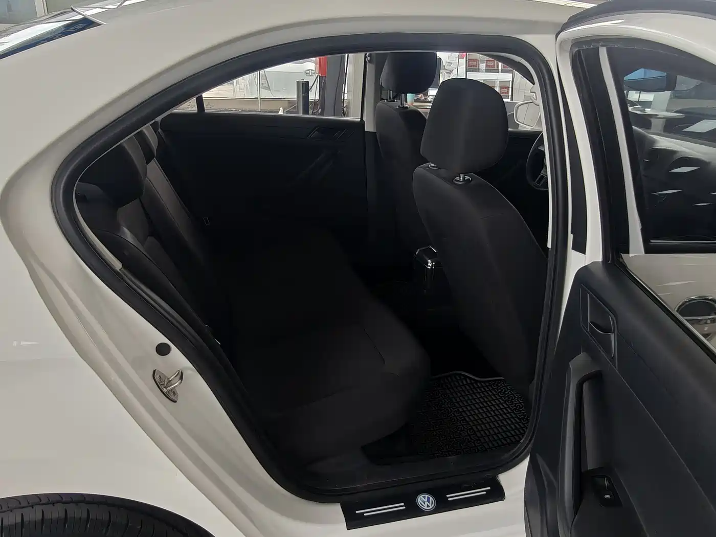Volkswagen Jetta 2015 Quality Edition 1.4L Manual Fashion фото 16
