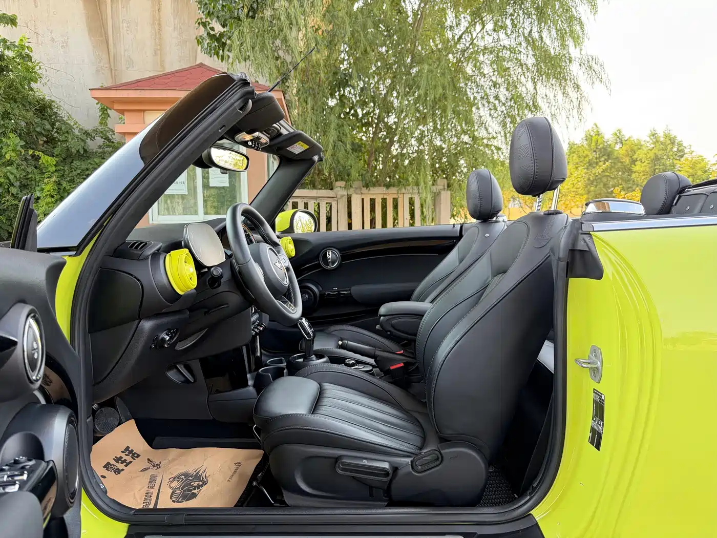 MINI MINI 2024 2023 Facelift II 2.0T COOPER S CABRIO Artist