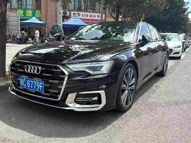 Audi A6L 40 TFSI, Люкс Драйв