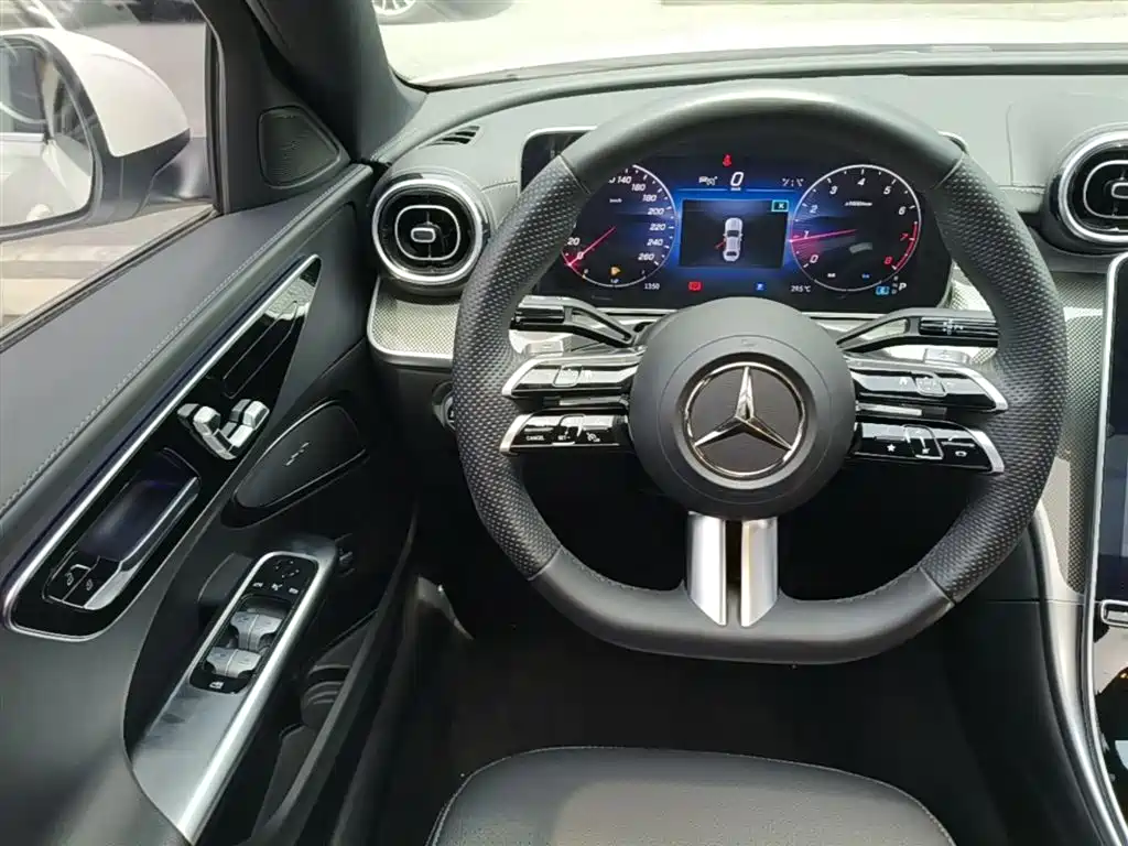 Mercedes-Benz C-Class 2023 C 200 L Sport фото 11