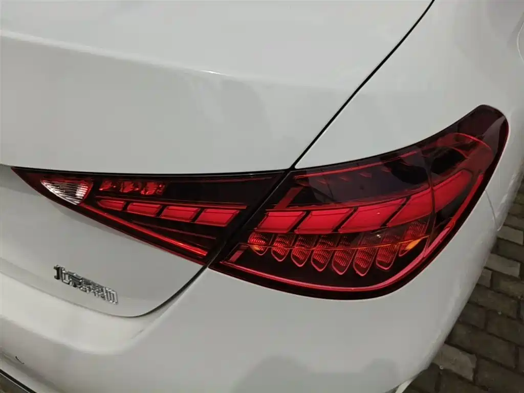 Mercedes-Benz C-Class 2023 C 200 L Sport фото 8