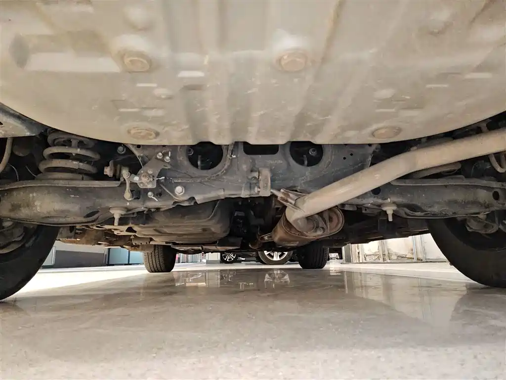 Toyota RAV4 Rongfang 2016 2.0L CVT 2WD Smart (China V) фото 25
