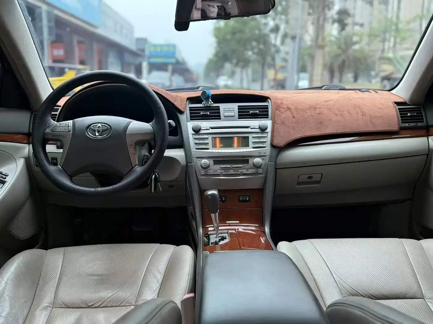 Toyota Camry 2013 200G Classic Luxury Edition фото 22