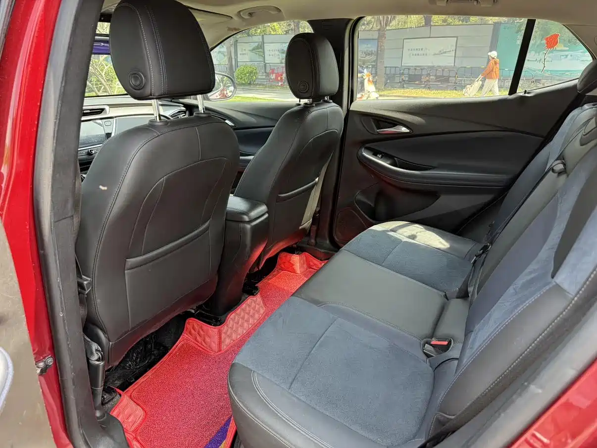 Buick Encore GX 2020 20T CVT 2WD Luxury Model фото 8
