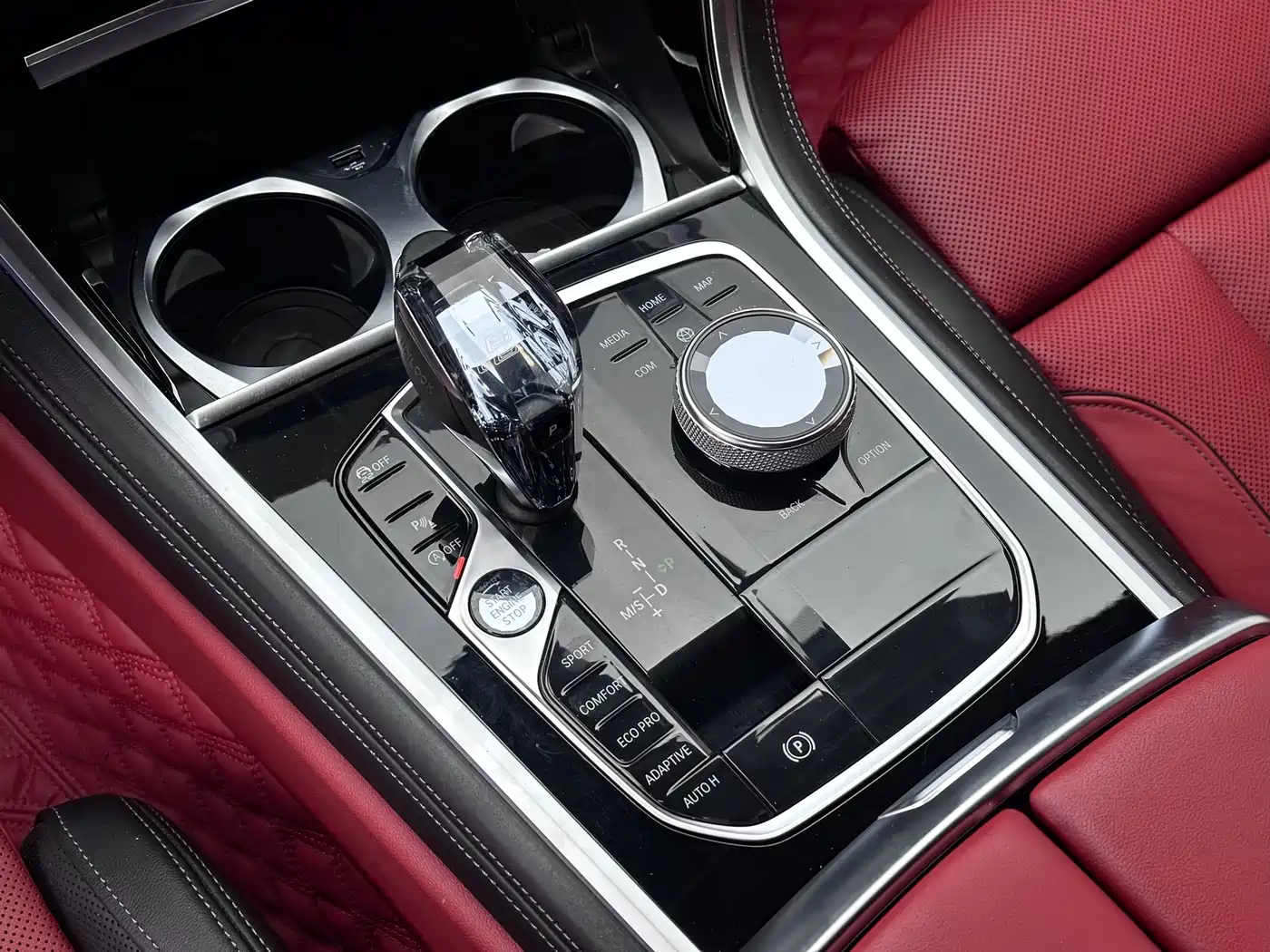 BMW 8 Series 2019 840i 2-Door Coupe Launch Limited Edition фото 9