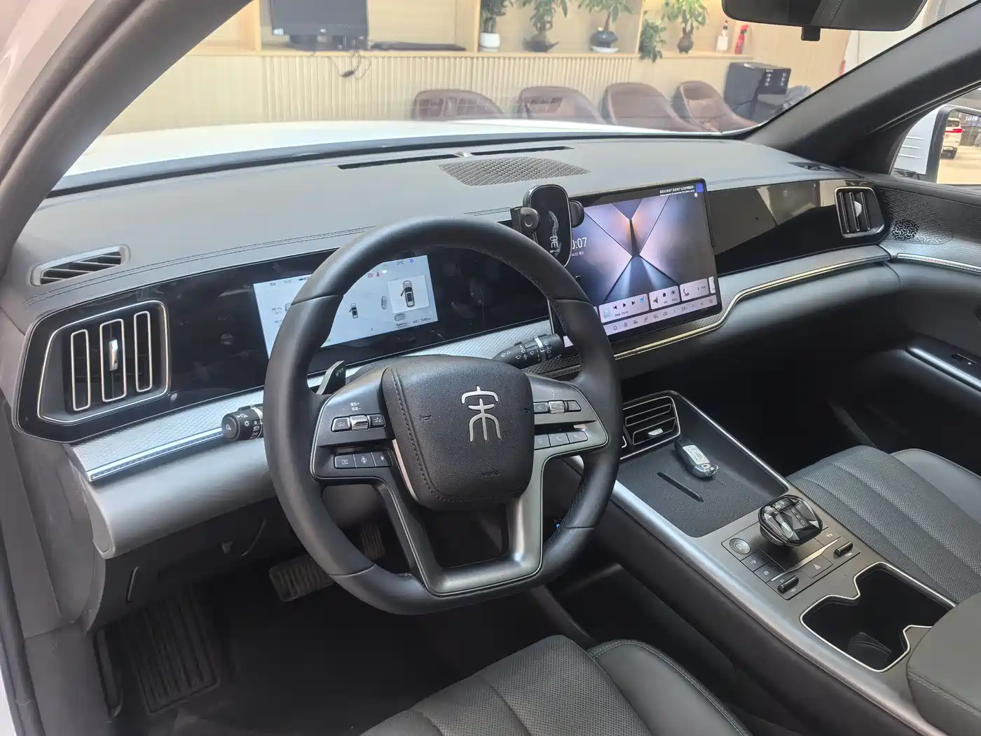 BYD Song Pro New Energy 2025 2nd Generation Smart Drive Edition DM-i 75KM Surpassing Type фото 14
