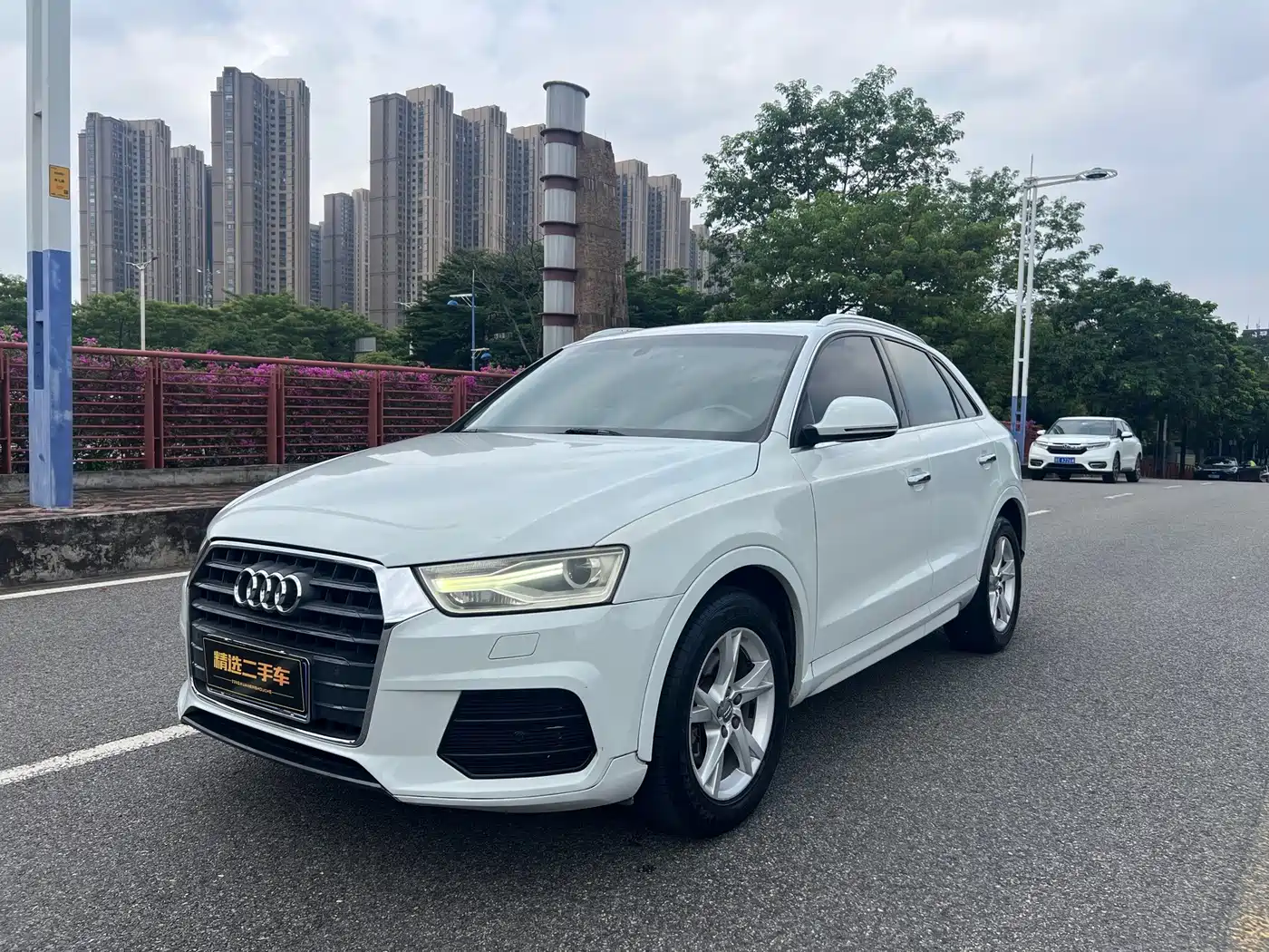 Фото 6 - Audi Q3