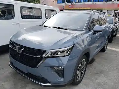 Wuling Asta