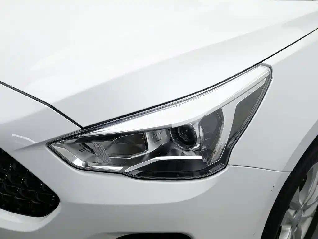 Haval M6, миниатюра 7