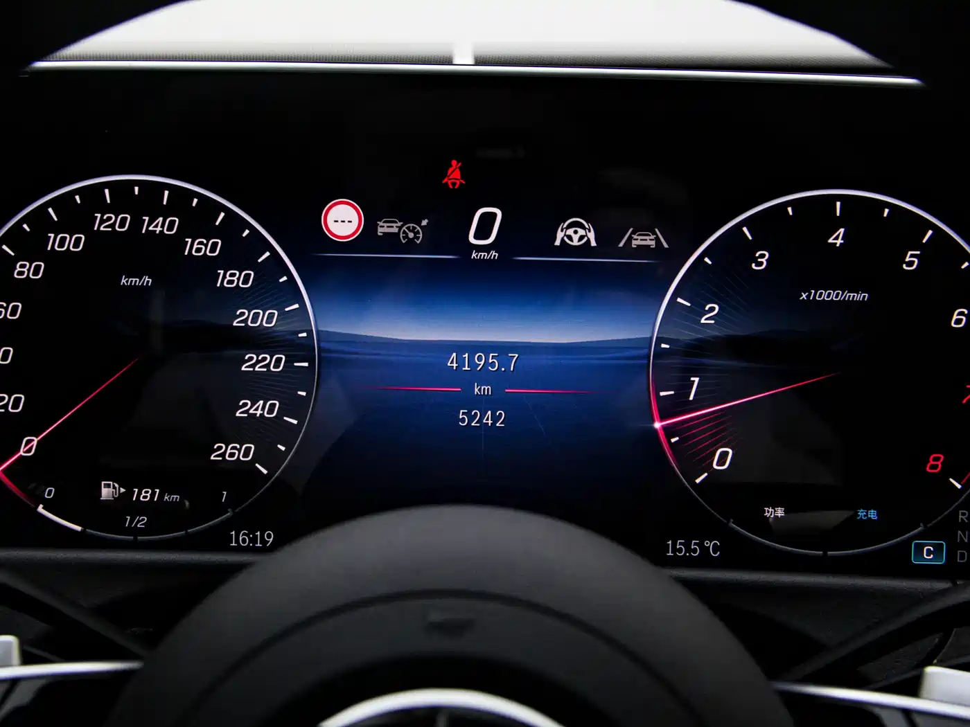 Mercedes-Benz E-Class 2025 E 300 L Fashion фото 17