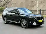 Photo 1 - BMW X7