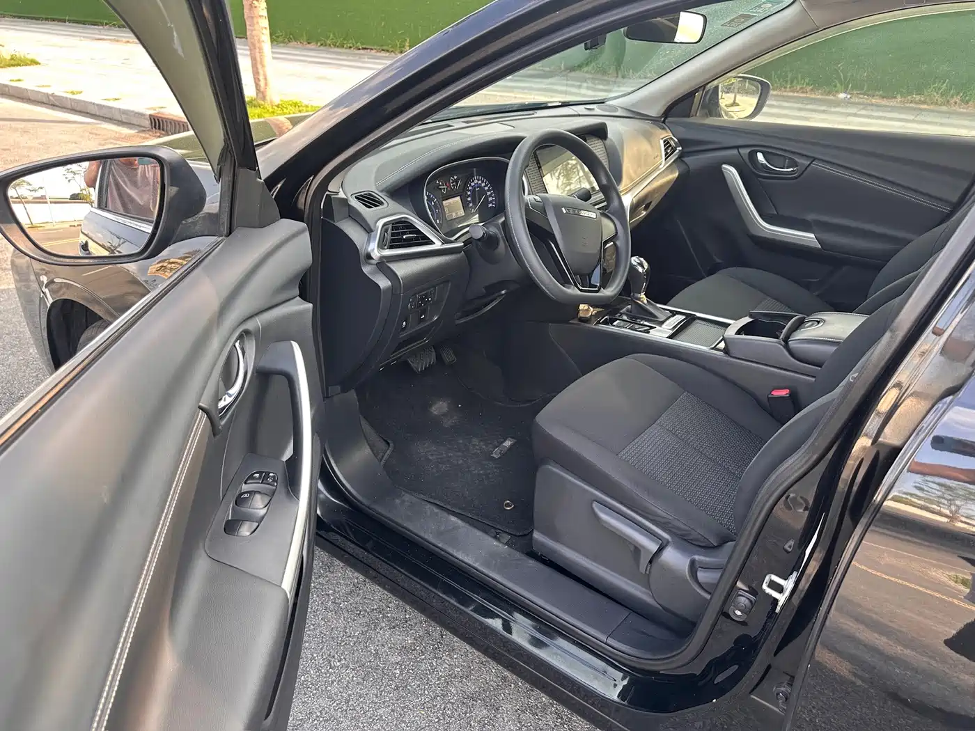 Venucia T90 2020 2020 2.0L CVT Smart Connect Smooth Edition