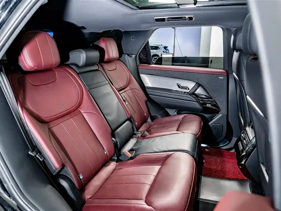 Land Rover Range Rover Sport 2023 400PS Dynamic SE фото 23