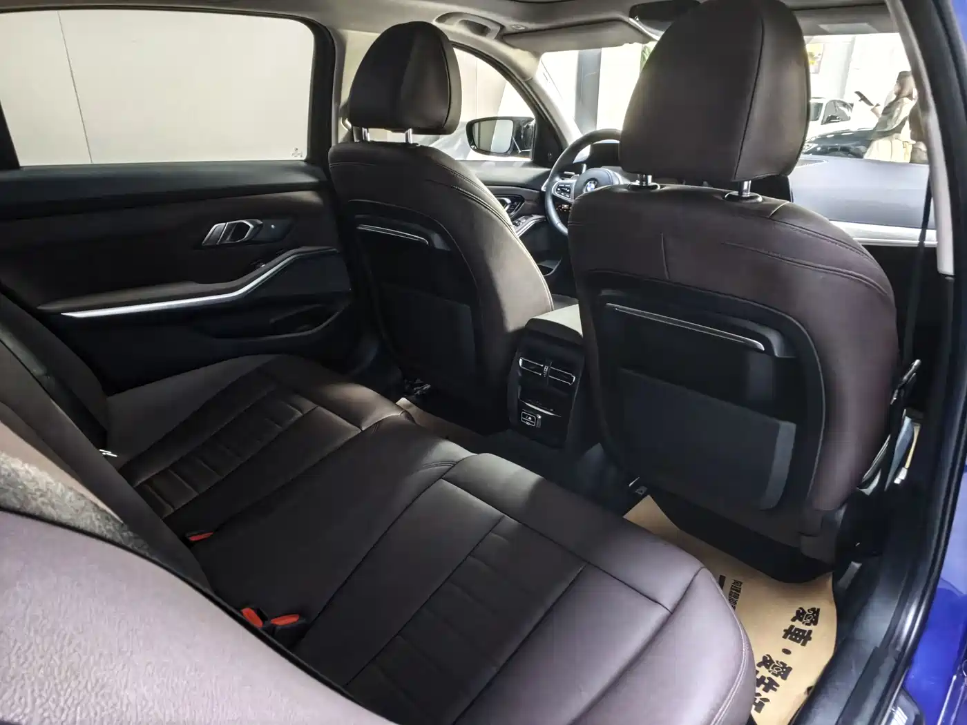 BMW 3 Series 2020 330Li xDrive M Sport Black Night Edition фото 10