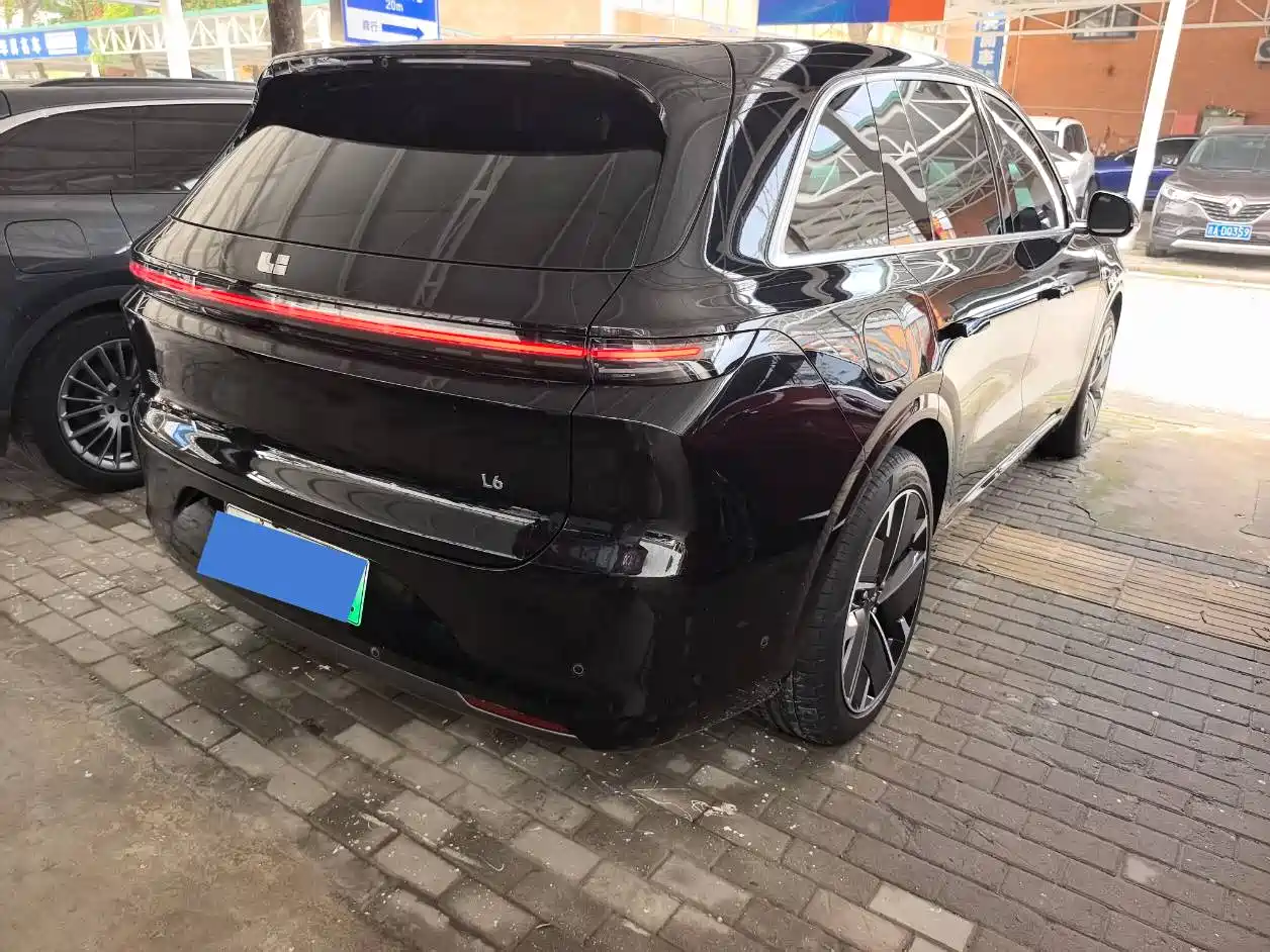 Li Auto IDEAL L6