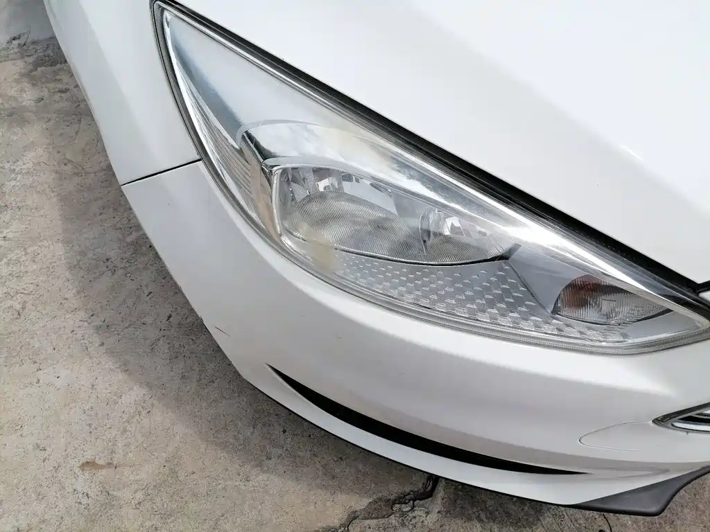 Фото 24 - Ford Focus