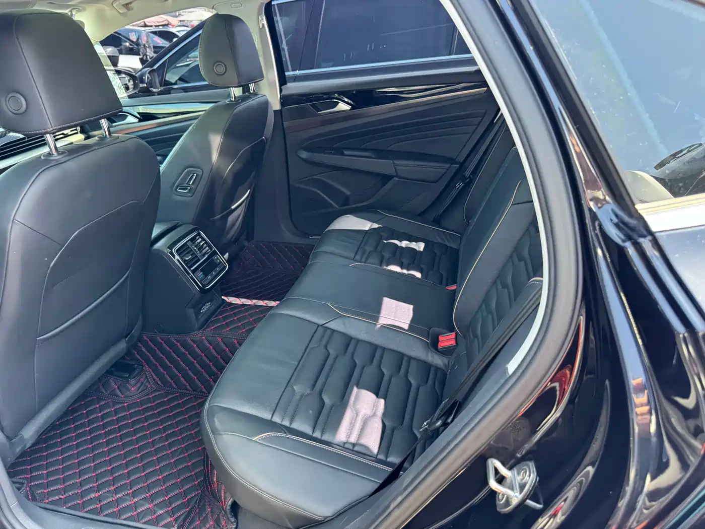 VOLKSWAGEN PASSAT NEW ENERGY