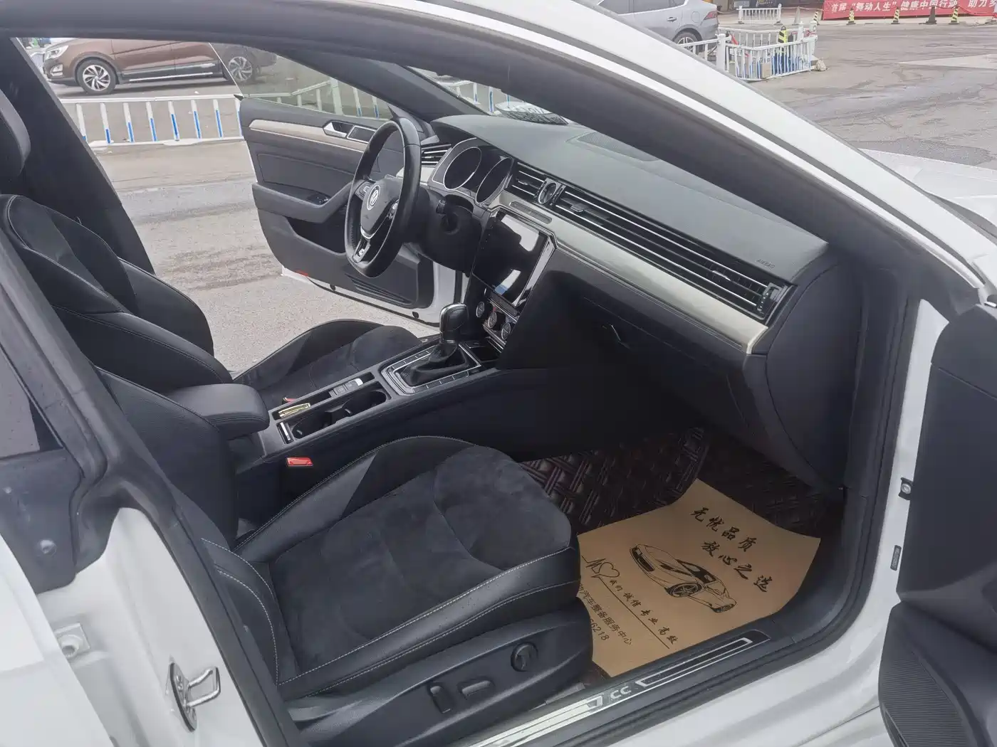 Volkswagen FAW-Volkswagen CC 2019 330TSI Luxury Appearance (China V) фото 7