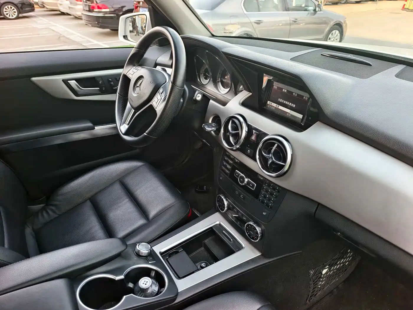 Mercedes-Benz GLK-Class 2013 GLK 300 4MATIC Fashion фото 17