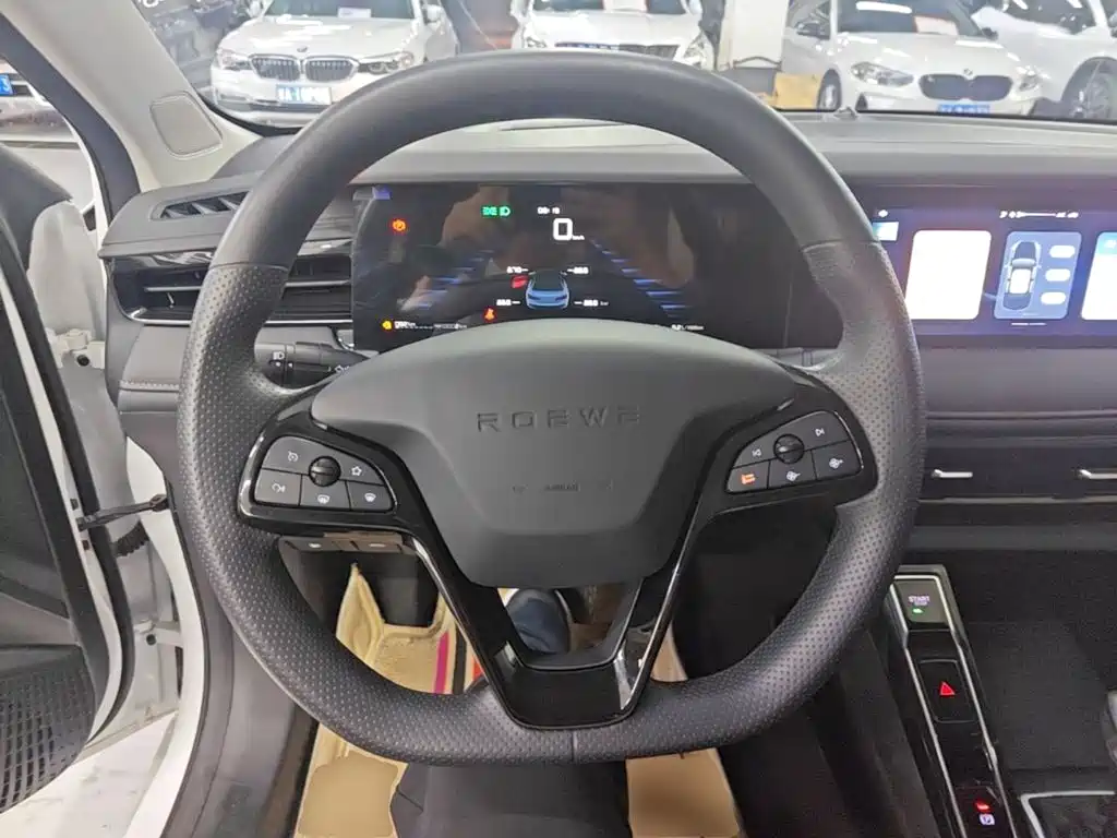 Roewe i5 2025 2023 1.5L CVT Luxury Edition