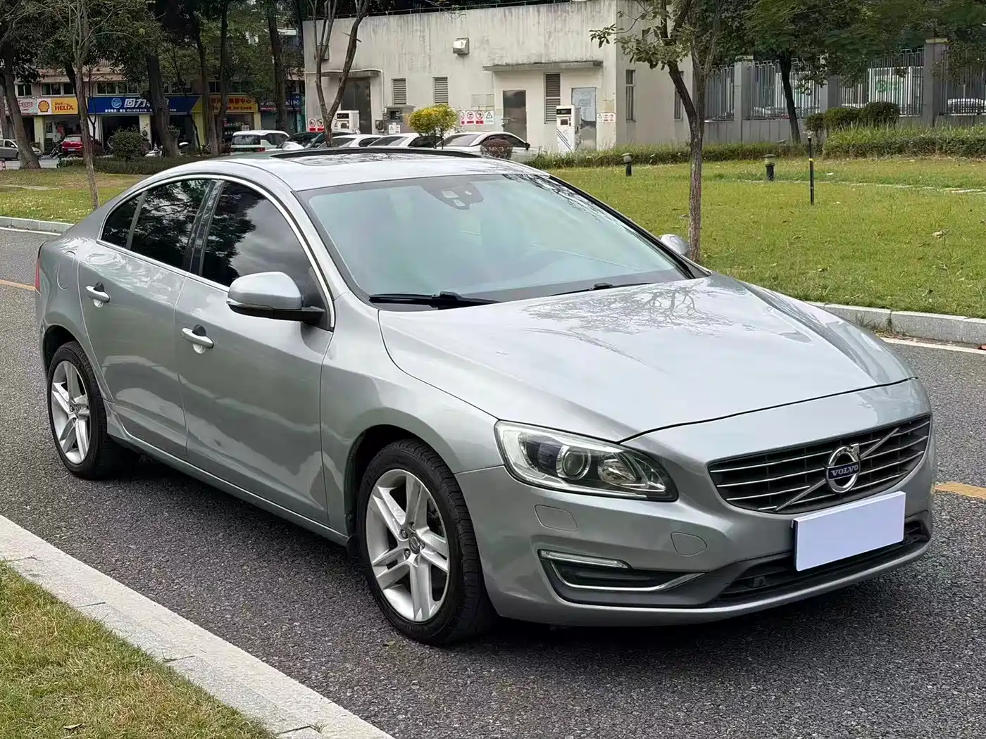 Volvo S60 (Import) 2014 2014 T5 Elegance Edition