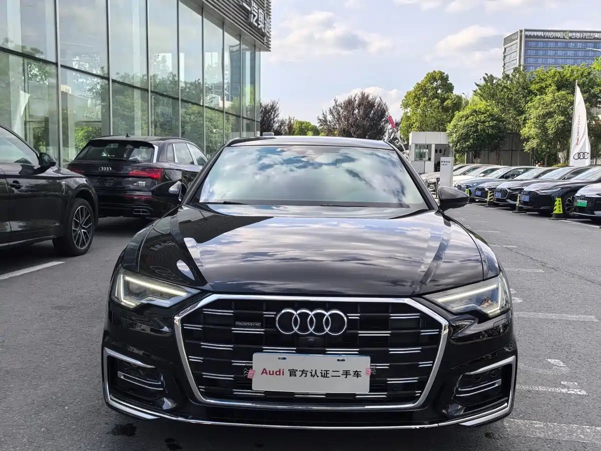Audi A6L 2024 45 TFSI Premium Dynamic фото 2