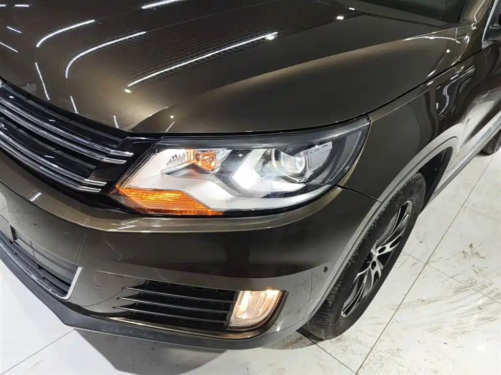 Volkswagen Tiguan 2015 1.8TSI Automatic 2WD Highline фото 24
