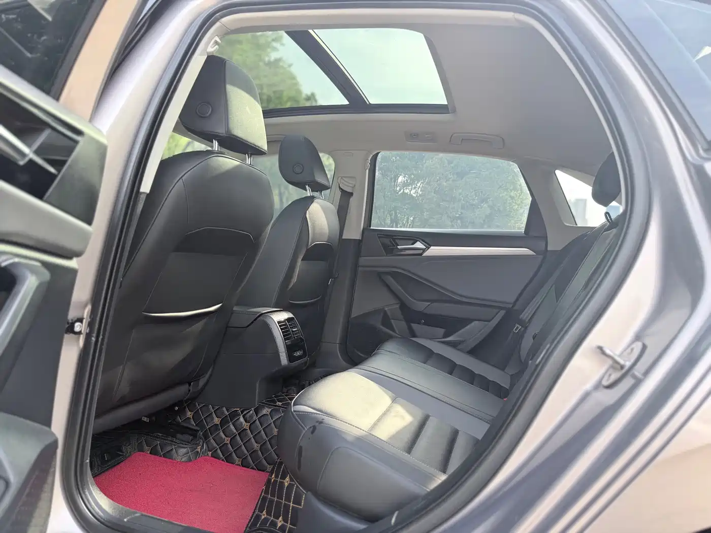 Volkswagen Sagitar 2021 280TSI DSG Comfort Smart Connect Edition фото 11