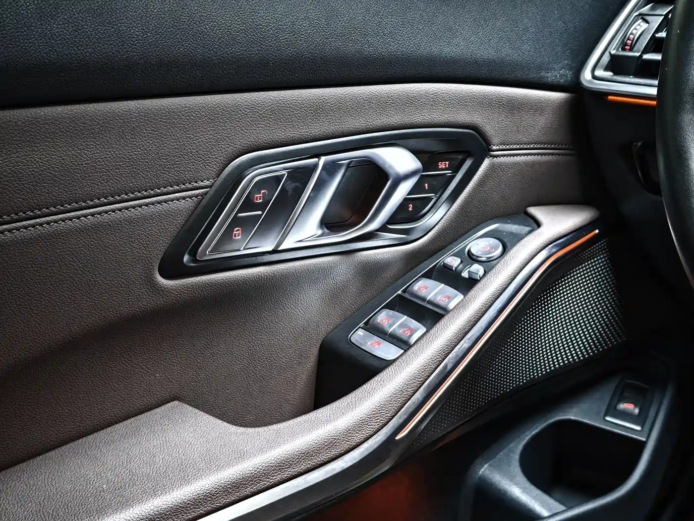 BMW 3 Series 2021 325Li M Sport Package фото 9