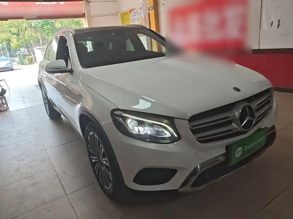 Фото 4 - Mercedes-Benz GLC