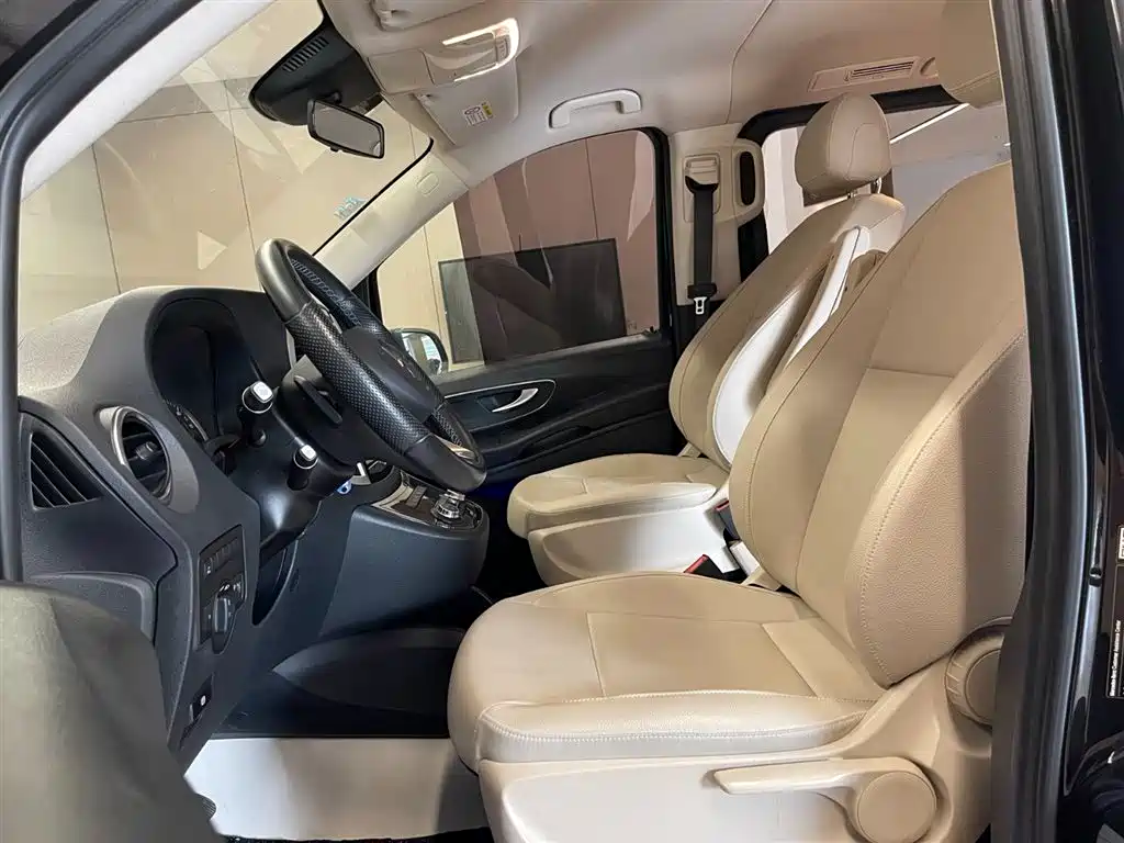 Mercedes-Benz Vito 2016 2.0T Business Edition фото 16