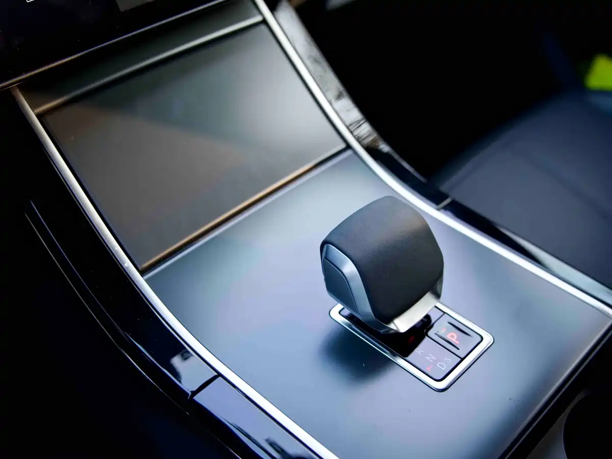 LAND ROVER RANGE ROVER STAR PULSE