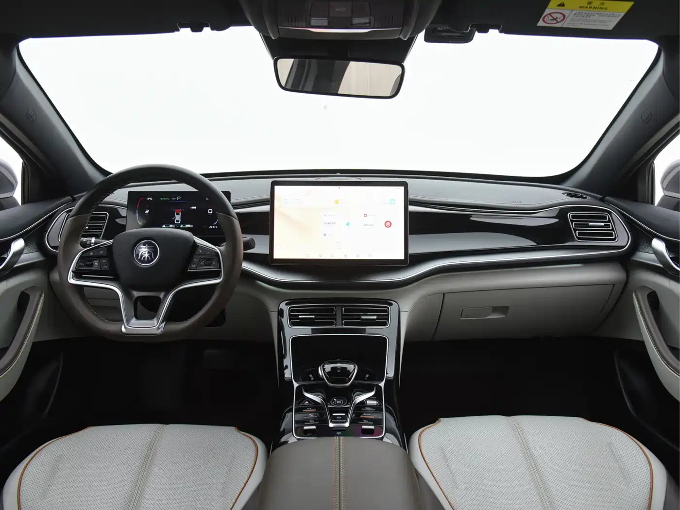BYD Qin PLUS 2023 Champion Edition DM-i 120KM Excellence фото 7