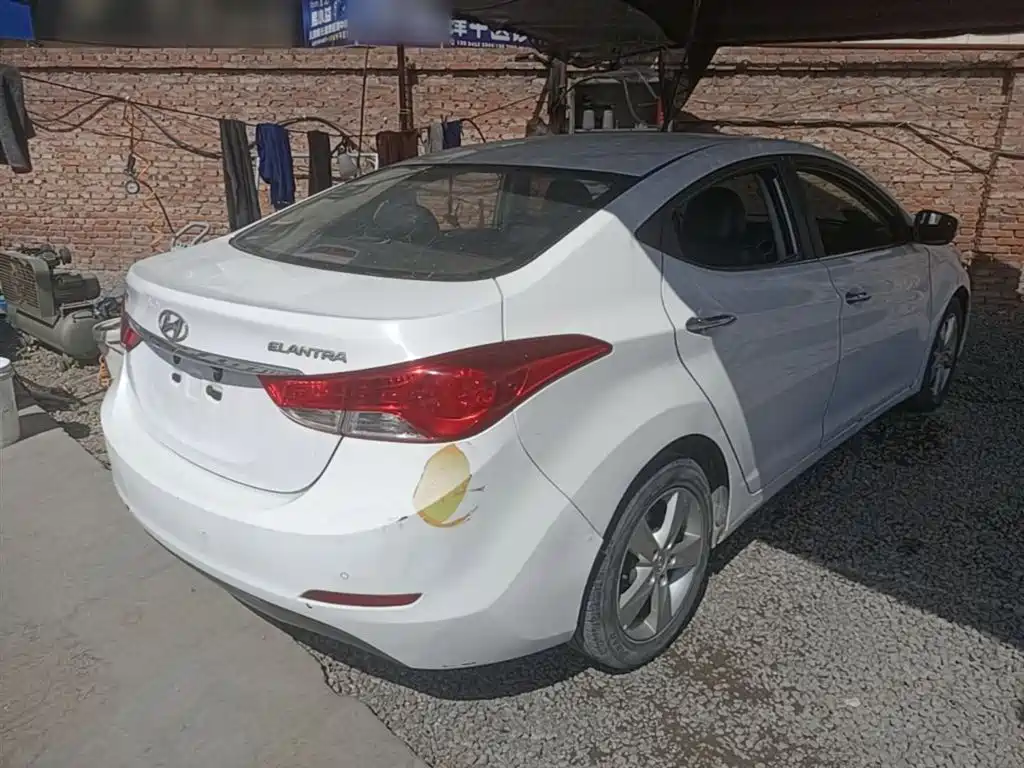 Hyundai Langdong 2013 1.6L Automatic Leading фото 7
