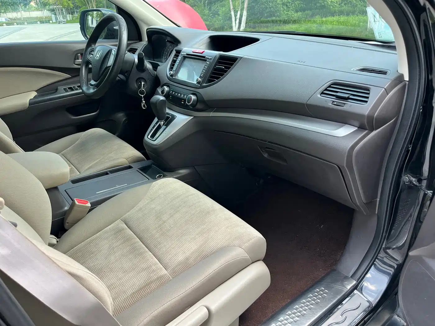 Фото 10 - Honda CR-V
