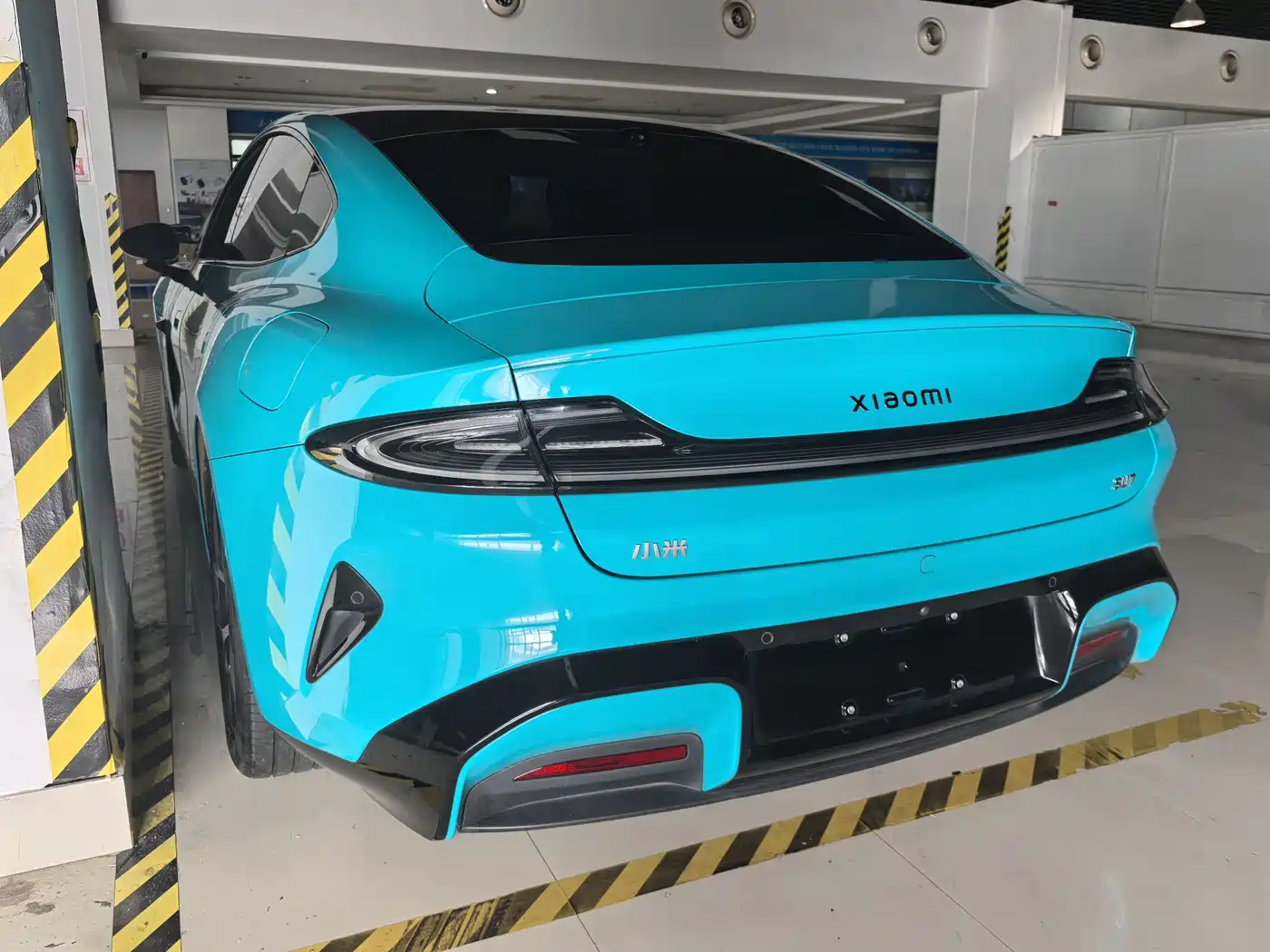 XIAOMI CAR XIAOMI SU7