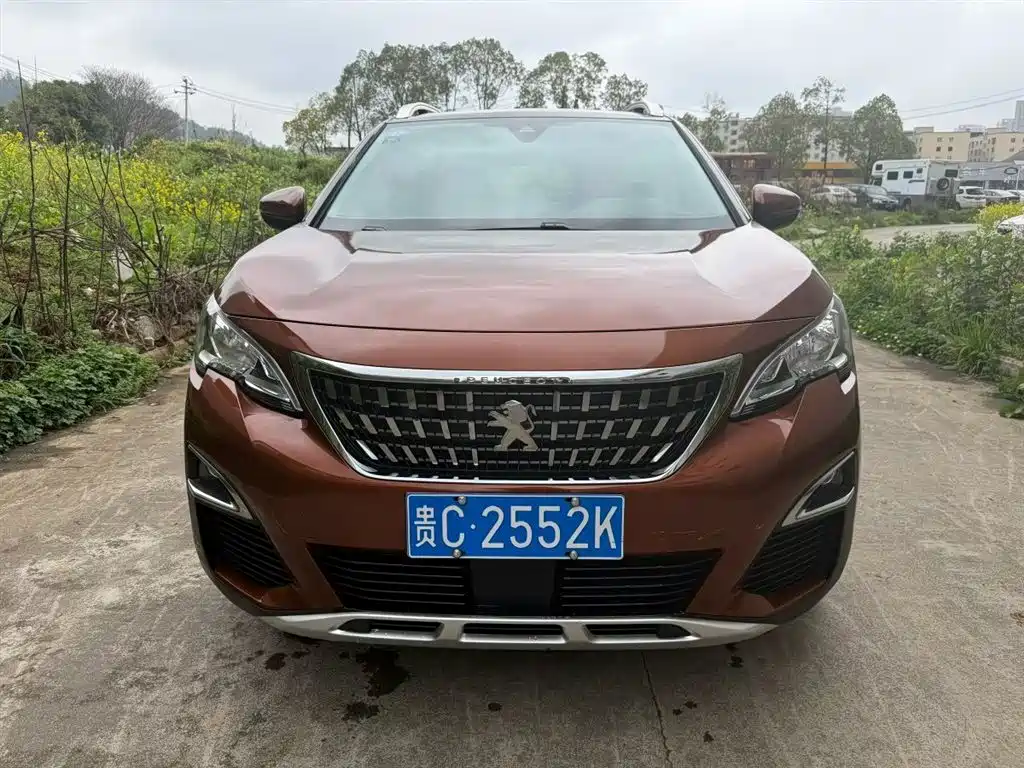 PEUGEOT 4008