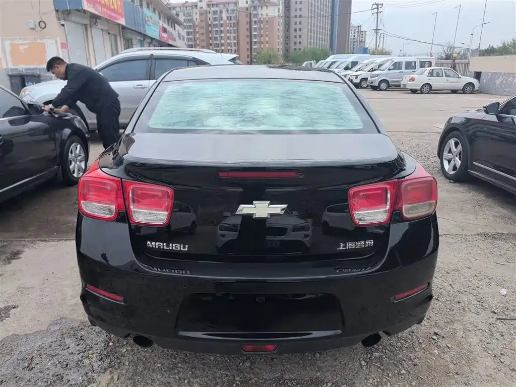 Chevrolet Malibu 2014 2.0L Automatic Comfort фото 6